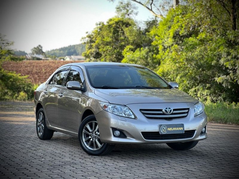 Toyota COROLLA SE-G 1.8 2010 NEUMANN VEÍCULOS ARROIO DO MEIO / Carros no Vale Toyota COROLLA SE-G 1.8 2010 NEUMANN VEÍCULOS ARROIO DO MEIO / Carros no Vale