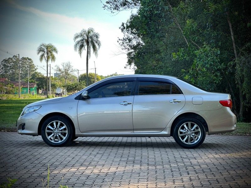 Toyota COROLLA SE-G 1.8 2010 NEUMANN VEÍCULOS ARROIO DO MEIO / Carros no Vale Toyota COROLLA SE-G 1.8 2010 NEUMANN VEÍCULOS ARROIO DO MEIO / Carros no Vale