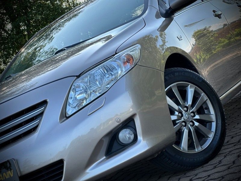 Toyota COROLLA SE-G 1.8 2010 NEUMANN VEÍCULOS ARROIO DO MEIO / Carros no Vale Toyota COROLLA SE-G 1.8 2010 NEUMANN VEÍCULOS ARROIO DO MEIO / Carros no Vale