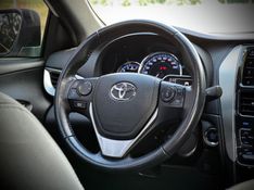 Toyota YARIS XLS 1.5 2019 NEUMANN VEÍCULOS ARROIO DO MEIO / Carros no Vale