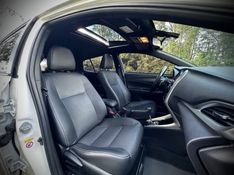 Toyota YARIS XLS 1.5 2019 NEUMANN VEÍCULOS ARROIO DO MEIO / Carros no Vale