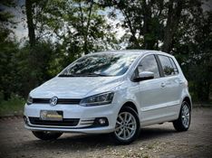 Volkswagen FOX COMFORTLINE 1.6 2015 NEUMANN VEÍCULOS ARROIO DO MEIO / Carros no Vale