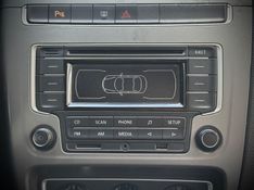 Volkswagen FOX COMFORTLINE 1.6 2015 NEUMANN VEÍCULOS ARROIO DO MEIO / Carros no Vale