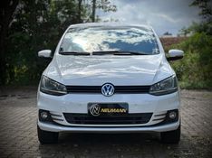 Volkswagen FOX COMFORTLINE 1.6 2015 NEUMANN VEÍCULOS ARROIO DO MEIO / Carros no Vale