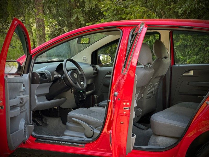 Volkswagen FOX ROUTE 1.6 8V 2008 NEUMANN VEÍCULOS ARROIO DO MEIO / Carros no Vale Volkswagen FOX ROUTE 1.6 8V 2008 NEUMANN VEÍCULOS ARROIO DO MEIO / Carros no Vale