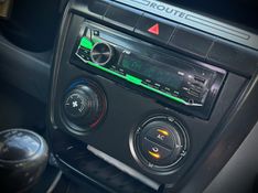 Volkswagen FOX ROUTE 1.6 8V 2008 NEUMANN VEÍCULOS ARROIO DO MEIO / Carros no Vale