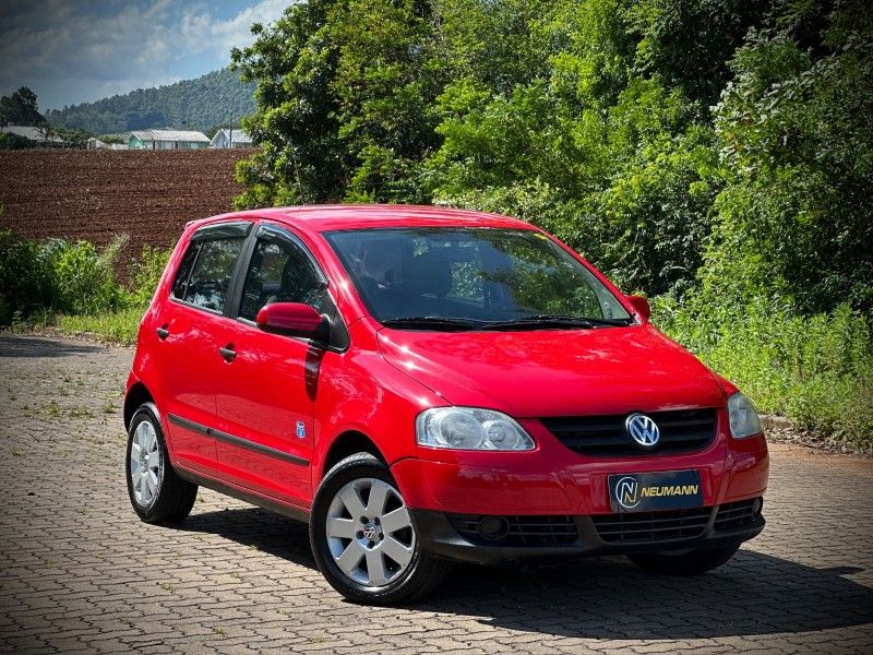 Volkswagen FOX ROUTE 1.6 8V 2008 NEUMANN VEÍCULOS ARROIO DO MEIO / Carros no Vale Volkswagen FOX ROUTE 1.6 8V 2008 NEUMANN VEÍCULOS ARROIO DO MEIO / Carros no Vale