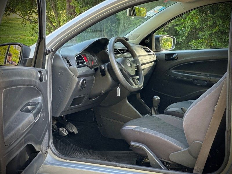 Volkswagen SAVEIRO ROBUST 1.6 2022 NEUMANN VEÍCULOS ARROIO DO MEIO / Carros no Vale