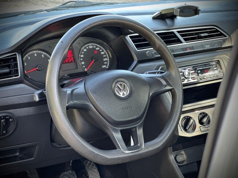 Volkswagen SAVEIRO ROBUST 1.6 2022 NEUMANN VEÍCULOS ARROIO DO MEIO / Carros no Vale