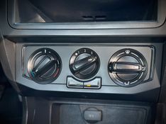 Volkswagen SAVEIRO ROBUST 1.6 2022 NEUMANN VEÍCULOS ARROIO DO MEIO / Carros no Vale