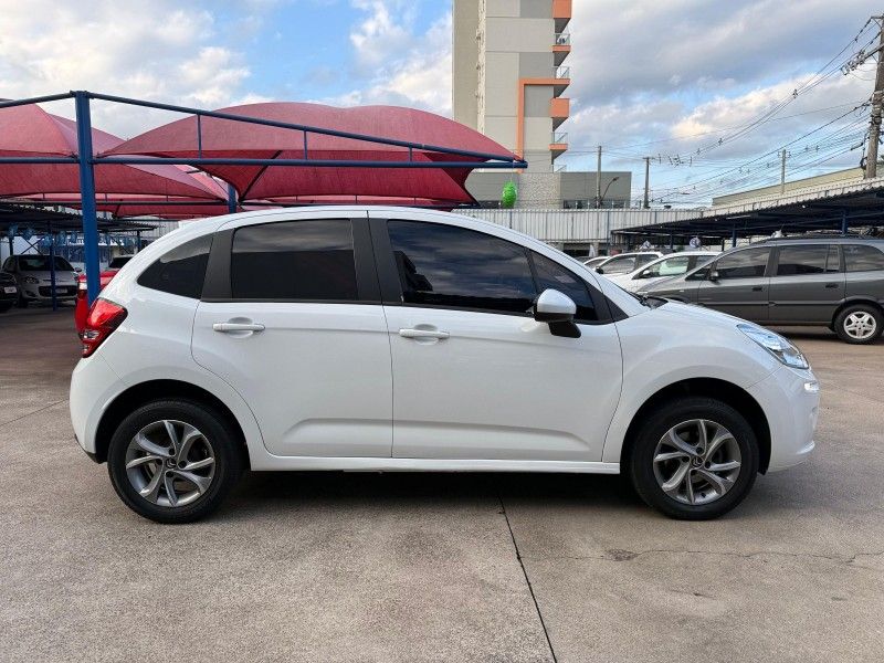 Citroen C3 TENDANCE 1.2 PURE TECH 2018 FERREIRA VEÍCULOS VENÂNCIO AIRES / Carros no Vale