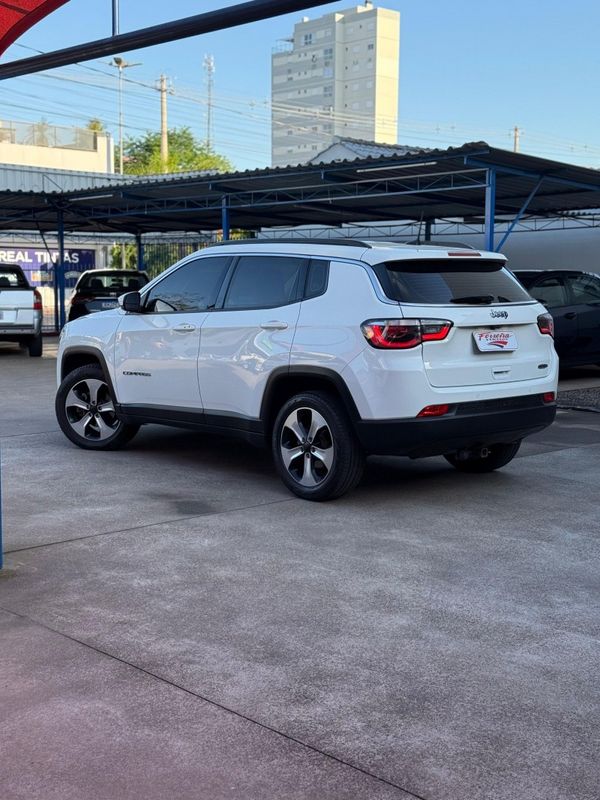 Jeep COMPASS LONGITUDE 2.0 2018 FERREIRA VEÍCULOS VENÂNCIO AIRES / Carros no Vale