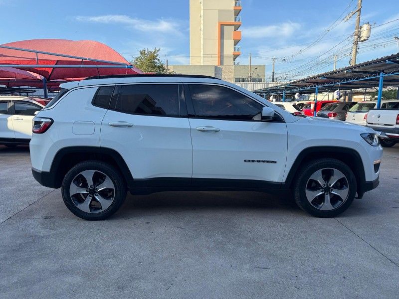 Jeep COMPASS LONGITUDE 2.0 2018 FERREIRA VEÍCULOS VENÂNCIO AIRES / Carros no Vale