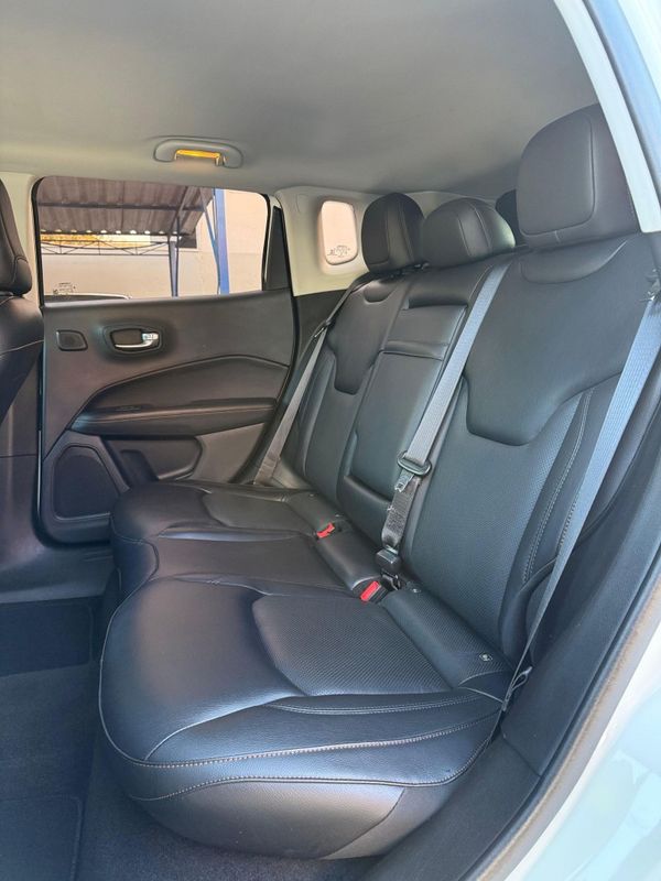 Jeep COMPASS LONGITUDE 2.0 2018 FERREIRA VEÍCULOS VENÂNCIO AIRES / Carros no Vale