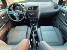 Volkswagen FOX TREND 1.0 8V 2013 FERREIRA VEÍCULOS VENÂNCIO AIRES / Carros no Vale