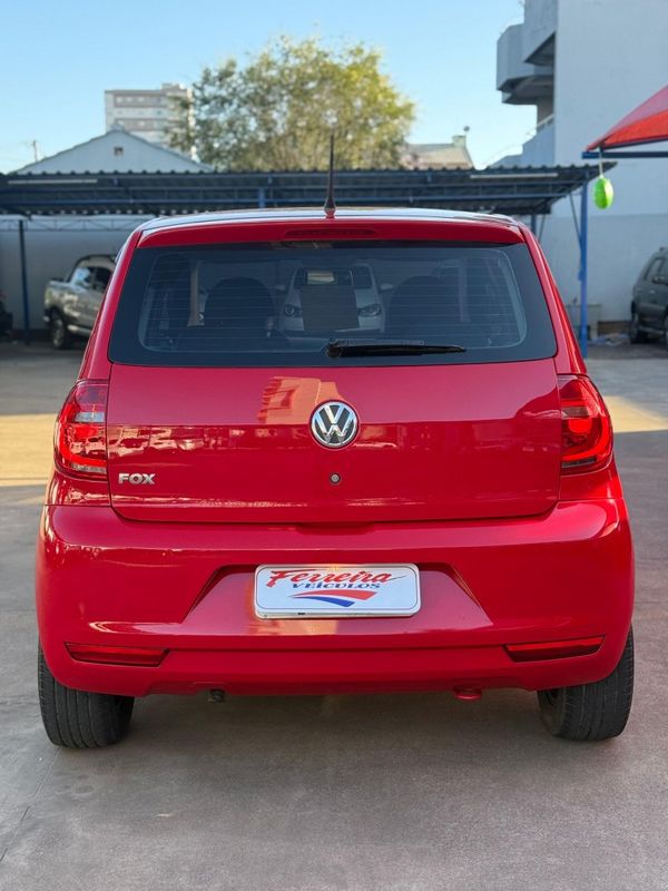 Volkswagen FOX TREND 1.0 8V 2013 FERREIRA VEÍCULOS VENÂNCIO AIRES / Carros no Vale