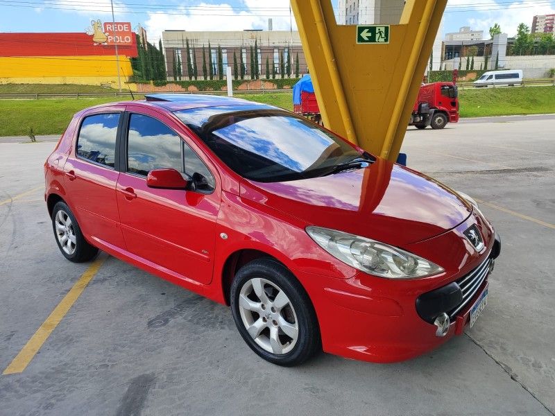 PEUGEOT 307 2.0 PREMIUM 16V 2011/2012 HUBNER MULTIMARCAS FARROUPILHA / Carros no Vale