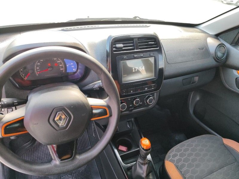 RENAULT KWID 1.0 12V OUTSIDER 2021/2022 HUBNER MULTIMARCAS FARROUPILHA / Carros no Vale