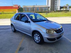 RENAULT LOGAN 1.0 EXPRESSION 16V 2011/2011 HUBNER MULTIMARCAS FARROUPILHA / Carros no Vale