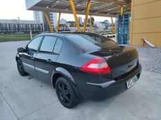 RENAULT MÉGANE 1.6 DYNAMIQUE 16V 2009/2009 HUBNER MULTIMARCAS FARROUPILHA / Carros no Vale
