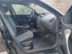 RENAULT MÉGANE 1.6 DYNAMIQUE 16V 2009/2009 HUBNER MULTIMARCAS FARROUPILHA / Carros no Vale
