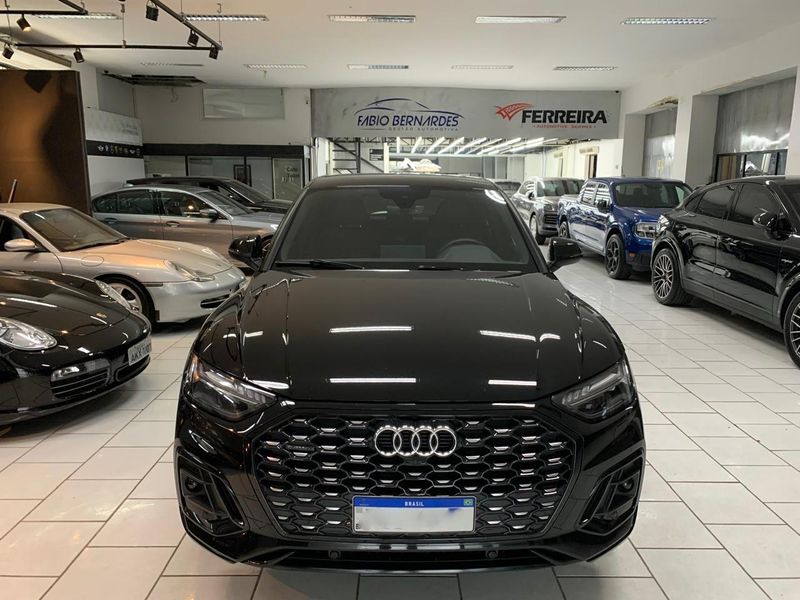 AUDI Q5 2.0 45 TFSI GASOLINA SPORTBACK S LINE BLACK QUATTRO S TRONIC 2021/2021 FÁBIO BERNARDES PORTO ALEGRE / Carros no Vale