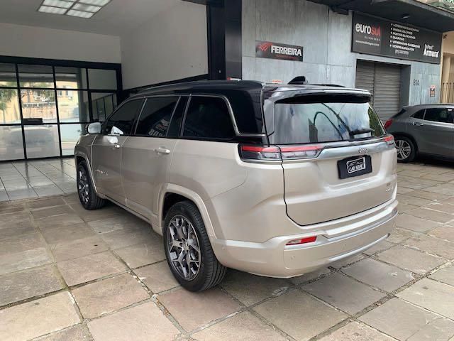 JEEP COMMANDER 1.3 T270 TURBO FLEX OVERLAND AT6 2023/2023 FÁBIO BERNARDES PORTO ALEGRE / Carros no Vale