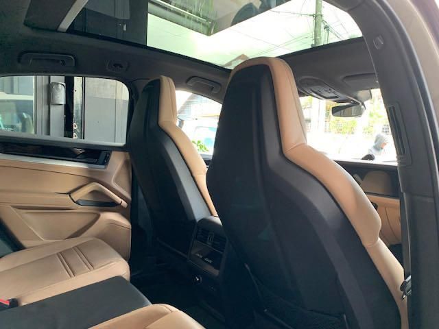 PORSCHE CAYENNE 3.0 V6 E-HYBRID COUPÉ AWD TIPTRONIC S 2024/2024 FÁBIO BERNARDES PORTO ALEGRE / Carros no Vale PORSCHE CAYENNE 3.0 V6 E-HYBRID COUPÉ AWD TIPTRONIC S 2024/2024 FÁBIO BERNARDES PORTO ALEGRE / Carros no Vale