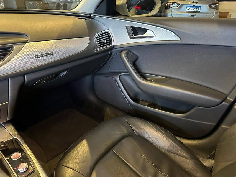 Audi A6 3.0 TFSI V6 Quattro S Tronic 4p 2014/2014 CONCEPT MOTORS PASSO FUNDO / Carros no Vale