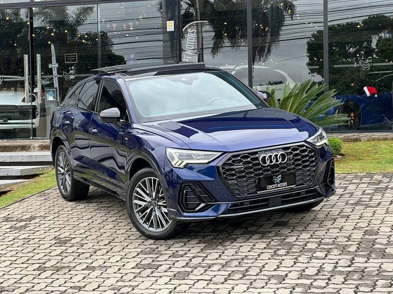 Audi Q3 SPB Perf Black 2.0 TFSI Tipt Quat. 2022/2023 CONCEPT MOTORS PASSO FUNDO / Carros no Vale