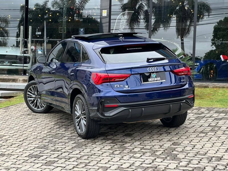 Audi Q3 SPB Perf Black 2.0 TFSI Tipt Quat. 2022/2023 CONCEPT MOTORS PASSO FUNDO / Carros no Vale
