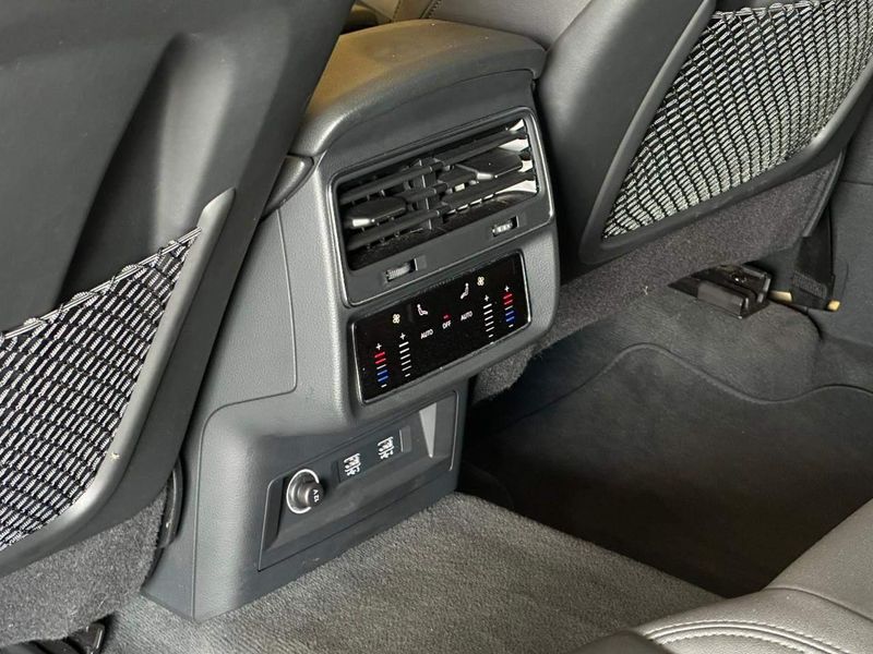 Audi Q8 Perf.Black 3.0 TFSI Quat S-tr. 2019/2019 CONCEPT MOTORS PASSO FUNDO / Carros no Vale