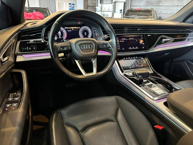 Audi Q8 Perf.Black 3.0 TFSI Quat S-tr. 2019/2019 CONCEPT MOTORS PASSO FUNDO / Carros no Vale