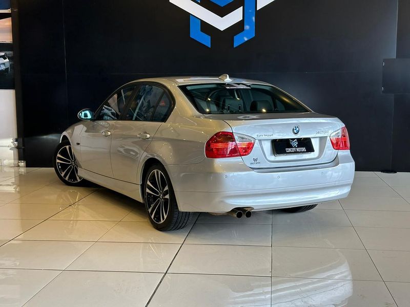BMW 325 I 2.5 218cv 2007/2008 CONCEPT MOTORS PASSO FUNDO / Carros no Vale BMW 325 I 2.5 218cv 2007/2008 CONCEPT MOTORS PASSO FUNDO / Carros no Vale