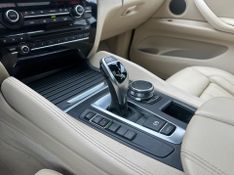 BMW X6 XDRIVE 35i 3.0 306cv Bi-Turbo 2018/2019 CONCEPT MOTORS PASSO FUNDO / Carros no Vale
