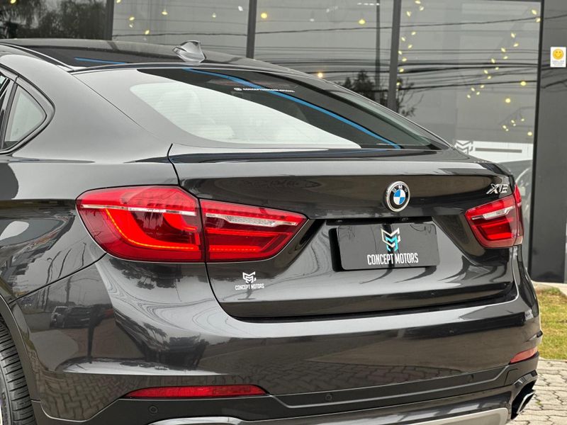 BMW X6 XDRIVE 35i 3.0 306cv Bi-Turbo 2018/2019 CONCEPT MOTORS PASSO FUNDO / Carros no Vale