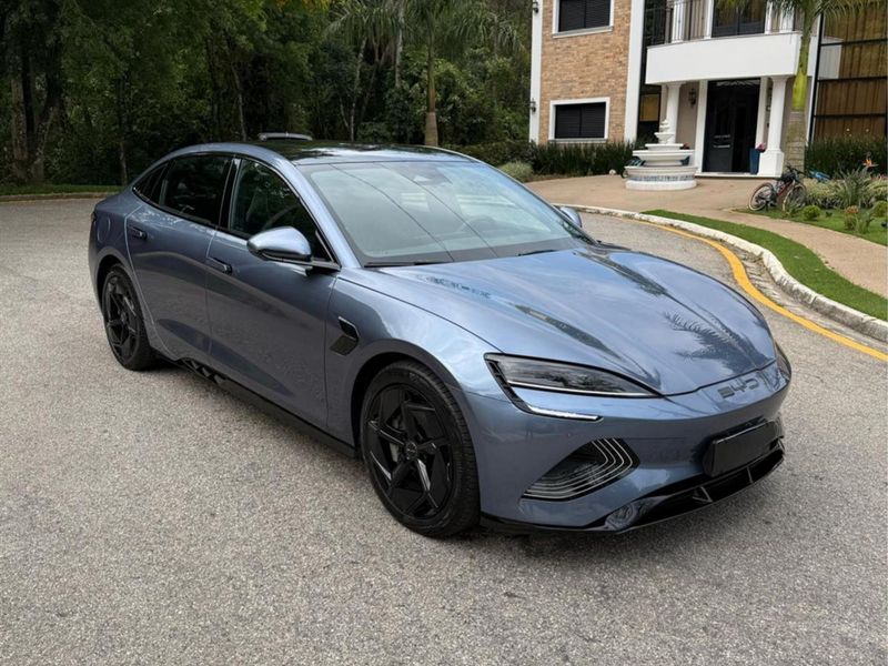 BYD SEAL 82,5 KW ELÃTRICO AWD 2024/2025 CONCEPT MOTORS PASSO FUNDO / Carros no Vale