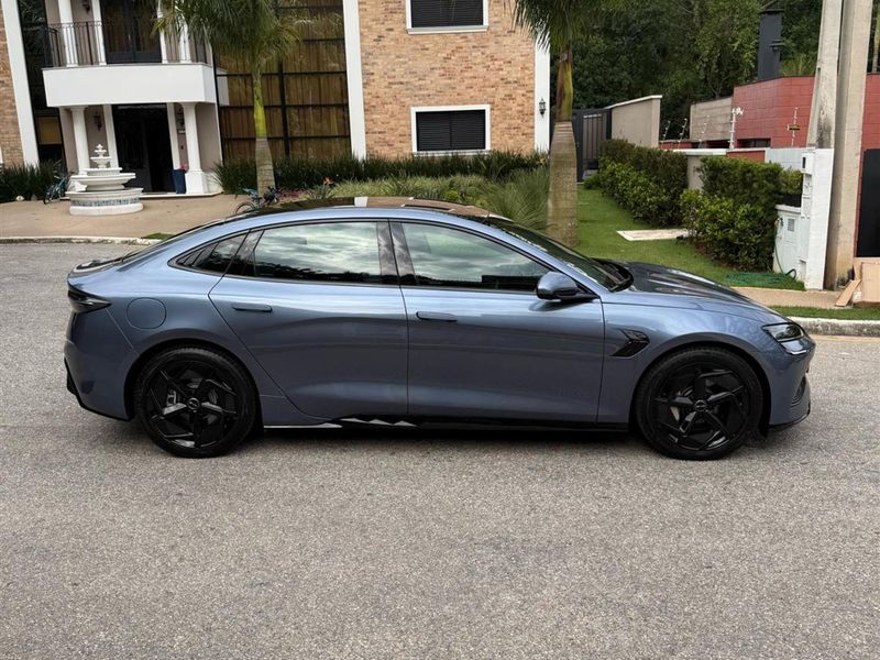 BYD SEAL 82,5 KW ELÃTRICO AWD 2024/2025 CONCEPT MOTORS PASSO FUNDO / Carros no Vale