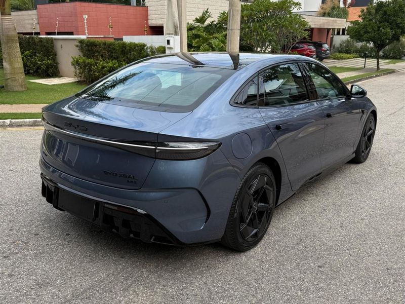 BYD SEAL 82,5 KW ELÃTRICO AWD 2024/2025 CONCEPT MOTORS PASSO FUNDO / Carros no Vale