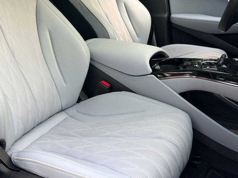 BYD SEAL 82,5 KW ELÃTRICO AWD 2024/2025 CONCEPT MOTORS PASSO FUNDO / Carros no Vale