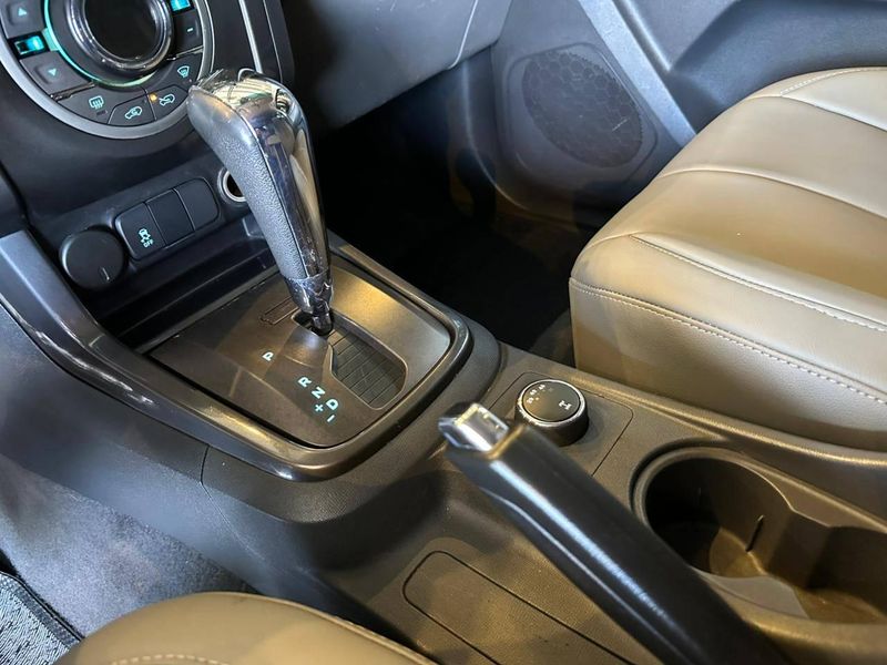 Chevrolet S-10 Pick-up LTZ 2.8 TDI 4×4 CD Dies.Aut 2012/2013 CONCEPT MOTORS PASSO FUNDO / Carros no Vale