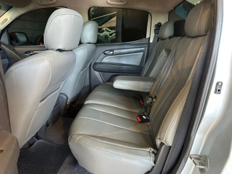 Chevrolet S-10 Pick-up LTZ 2.8 TDI 4×4 CD Dies.Aut 2012/2013 CONCEPT MOTORS PASSO FUNDO / Carros no Vale