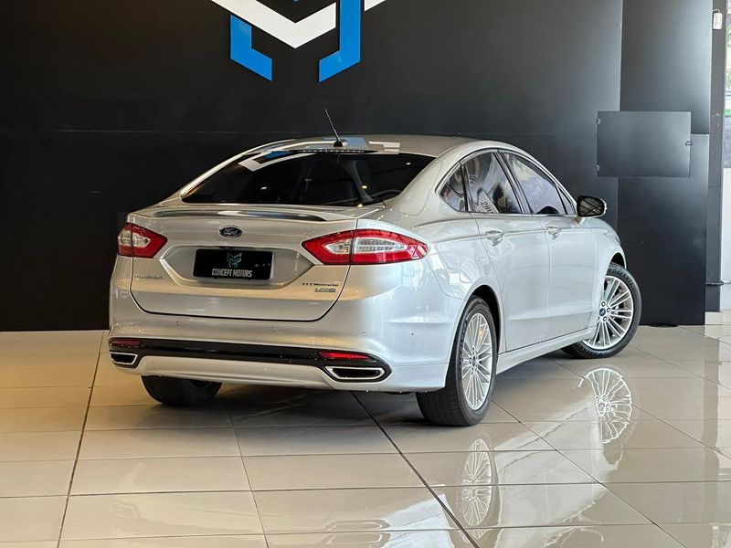 Ford Fusion Titanium 2.0 GTDI Eco Awd Aut. 2013/2014 CONCEPT MOTORS PASSO FUNDO / Carros no Vale