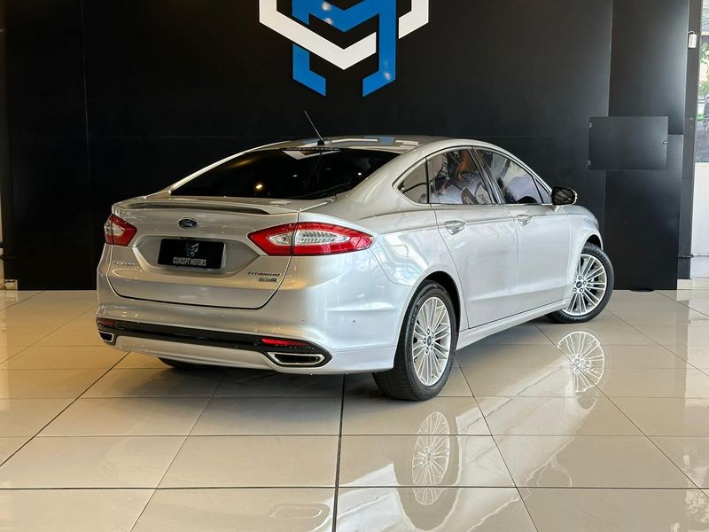 Ford Fusion Titanium 2.0 GTDI Eco Awd Aut. 2013/2014 CONCEPT MOTORS PASSO FUNDO / Carros no Vale