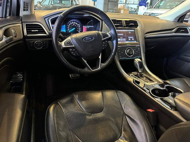 Ford Fusion Titanium 2.0 GTDI Eco Awd Aut. 2013/2014 CONCEPT MOTORS PASSO FUNDO / Carros no Vale