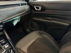 Jeep Commander BlackHawk 2.0 4×4 TB Aut 2024/2025 CONCEPT MOTORS PASSO FUNDO / Carros no Vale