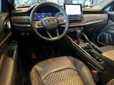 Jeep Commander Overl TD380 2.0 4×4 Die Aut. 2022/2023 CONCEPT MOTORS PASSO FUNDO / Carros no Vale