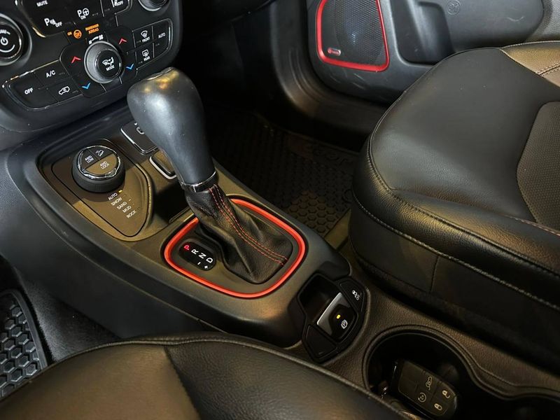 Jeep Compass TRAILHAWK 2.0 4×4 Dies 16V Aut. 2021/2021 CONCEPT MOTORS PASSO FUNDO / Carros no Vale