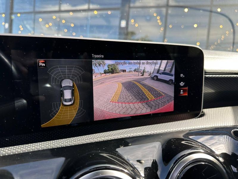 Mercedes-Benz Cla 250 250 2.0 16V TB Aut. 2019/2020 CONCEPT MOTORS PASSO FUNDO / Carros no Vale