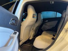 Mercedes-Benz Classe A A 200 1.6 TB 16V Urban 156cv Aut. 2013/2013 CONCEPT MOTORS PASSO FUNDO / Carros no Vale